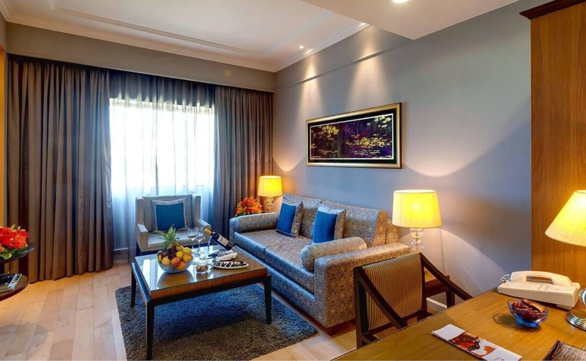 Kenilworth Hotel, Calcutta Extérieur photo