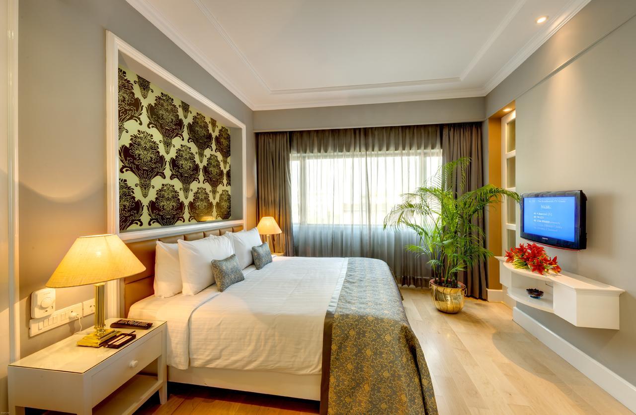 Kenilworth Hotel, Calcutta Extérieur photo
