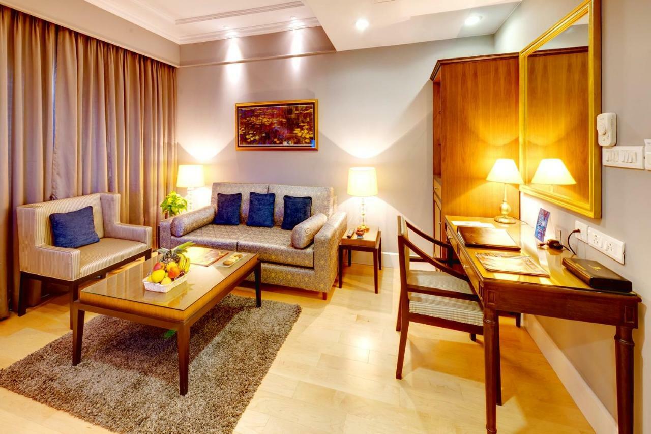 Kenilworth Hotel, Calcutta Extérieur photo